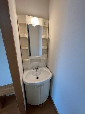 グランヴァン大井町Ⅱの独立洗面台|洗面台です