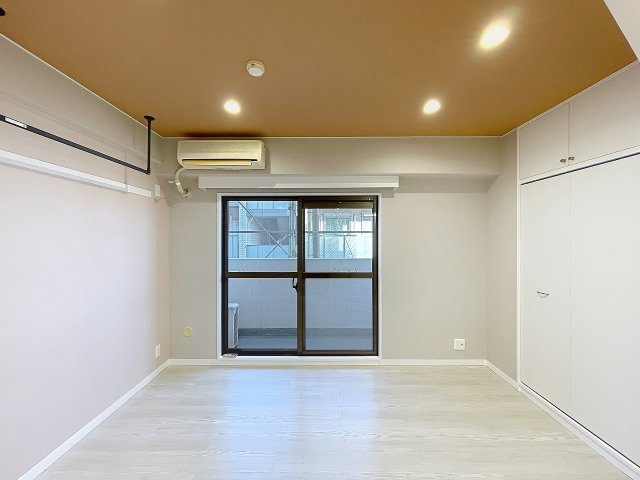 ライフシティの内装