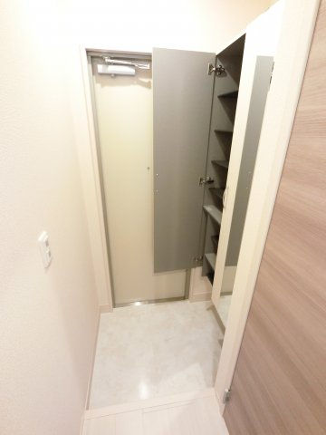【玄関】