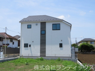 【外観】 | 武蔵村山市伊奈平６丁目新築 | 建物完成済み