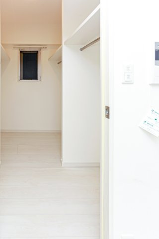 アルファシオ　ミラーニ　10階の収納|別号室のものになります。現状優先。