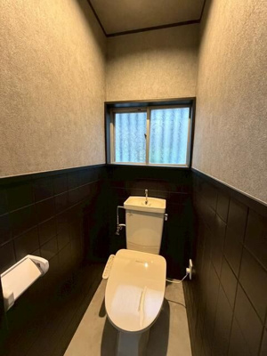 【トイレ】 | 片山貸家 | コンパクトで使いやすいトイレです