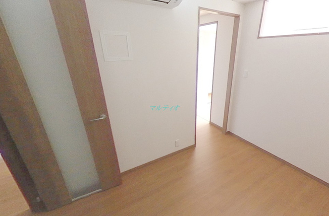  | パインクレスト