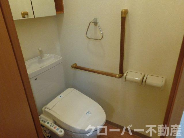 アルテピアッツァのトイレ|シャワー付トイレ