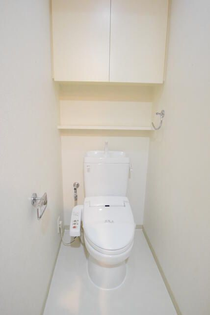 日神デュオステージ池袋のトイレ