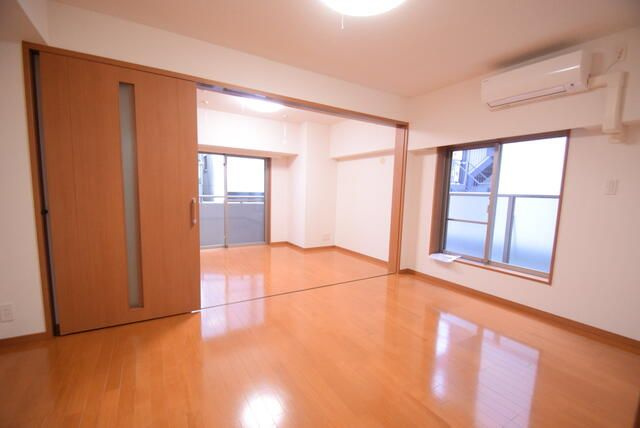 日神デュオステージ池袋の居間・リビング