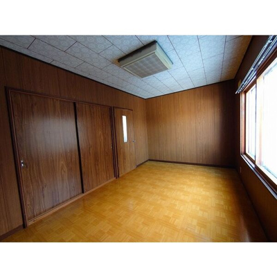 【洋室】 | 西岡2条12丁目戸建