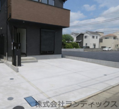 【駐車場】 | 武蔵村山市三ツ藤１丁目新築　２号棟 | カースペース２台分