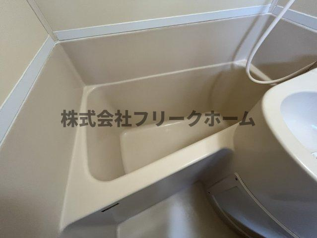 小金井市緑町５丁目の賃貸マンションの浴室