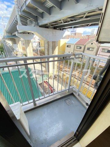 大阪市淀川区野中北２丁目の賃貸マンションのバルコニー