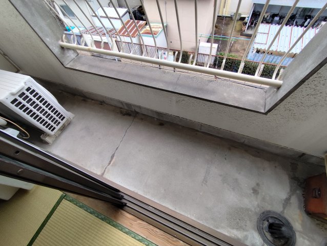 コーポスズキのバルコニー