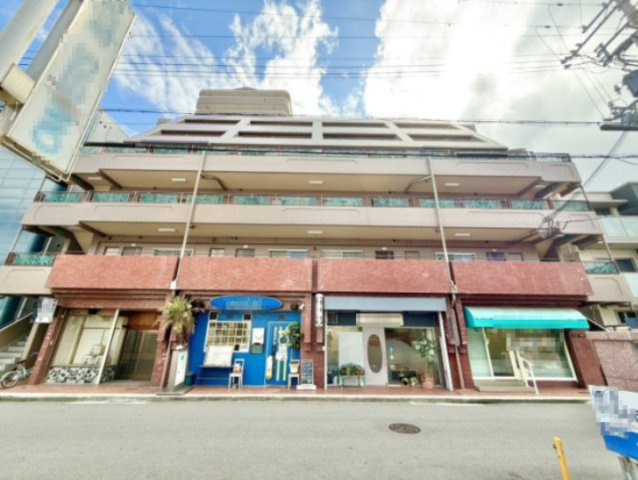 シャトー明石の外観