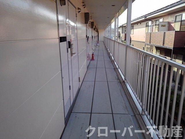 レオパレスＡＭＯＲＥのロビー