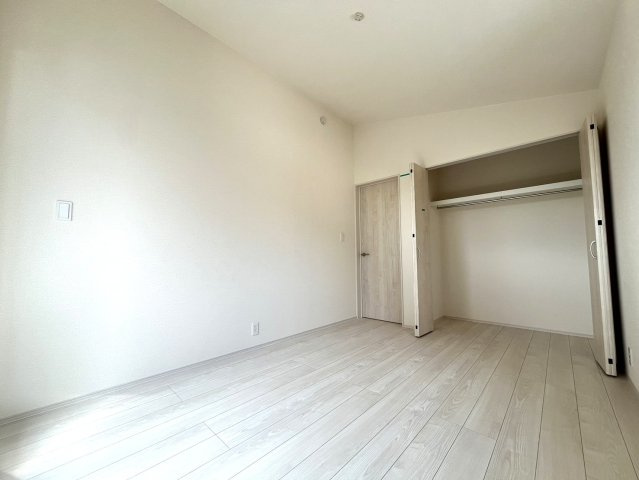 神戸市垂水区名谷町　新築戸建ての洋室