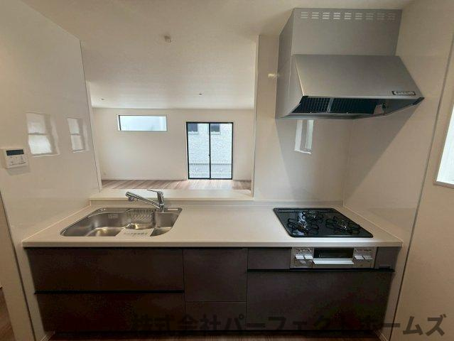 東香里元町戸建のキッチン|使いやすいキッチンです