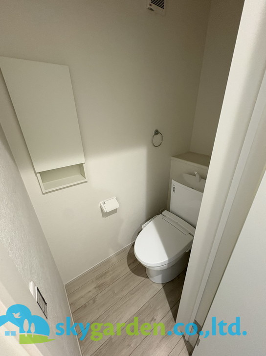 藤沢市善行2期　新築戸建　全1棟のトイレ|清潔感のあるトイレです