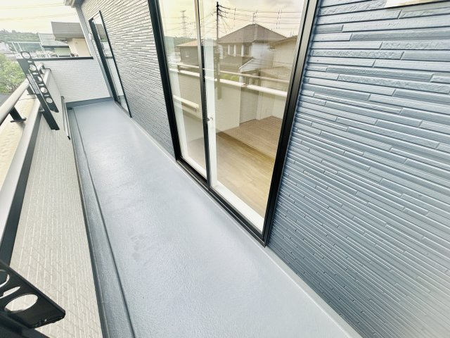 四街道市旭ケ丘３丁目のバルコニー