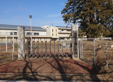 四街道市旭ケ丘３丁目の玄関|建築施工例