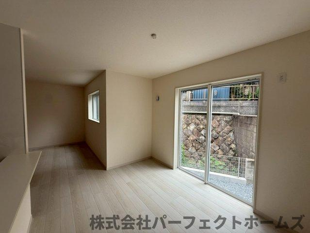 【居間・リビング】の画像