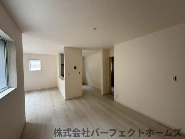 【居間・リビング】の画像