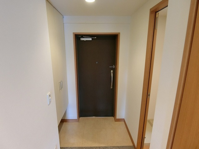 グランジェ東甲子園の玄関