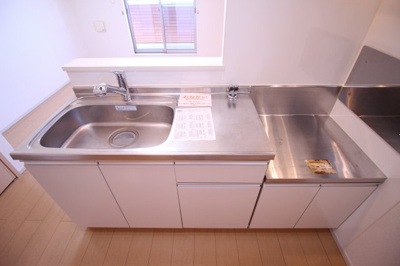 【キッチン】 | 優和館 | 別の部屋のイメージ画像になります。