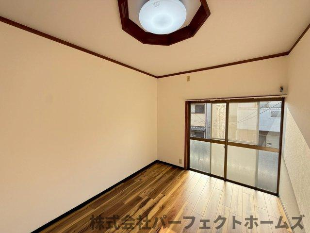 【寝室】の画像