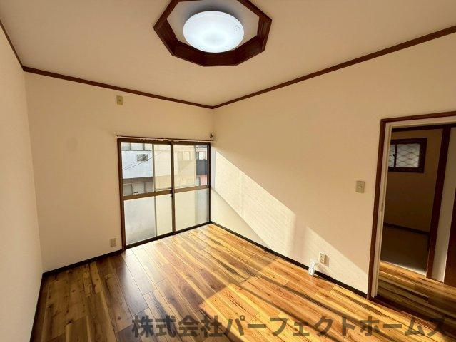 【居間・リビング】の画像