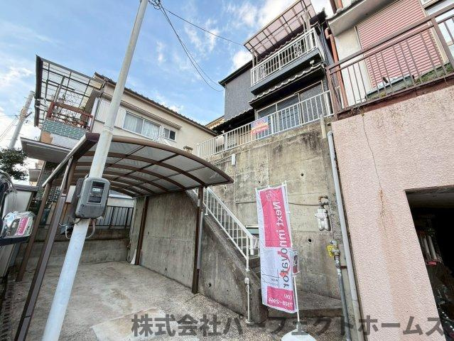 東藤田町戸建の駐車場|駐車場があります