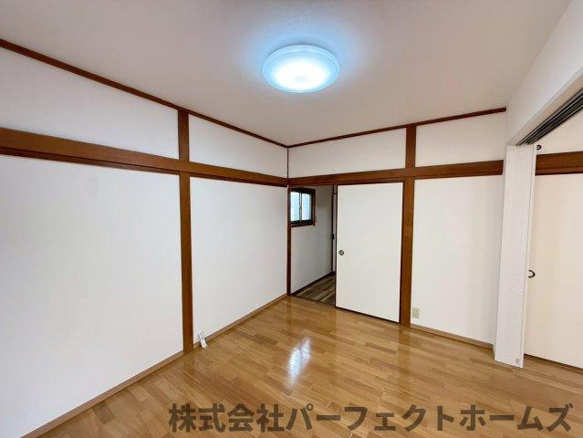 【居間・リビング】の画像