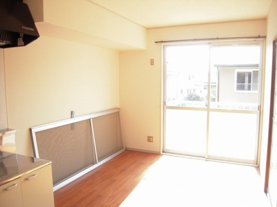 【居間・リビング】 | パークハイツA | ※リノベ前のお写真です※