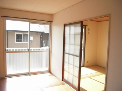 【居間・リビング】 | パークハイツA | ※リノベ前のお写真です※