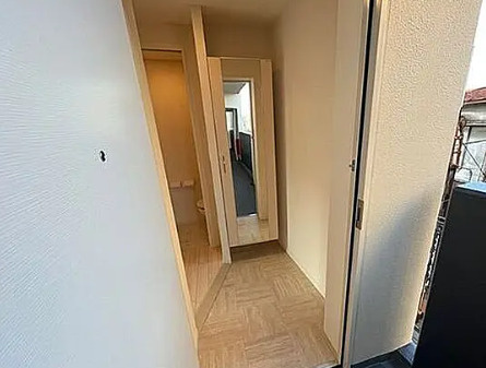 ディモーラ北千住の玄関