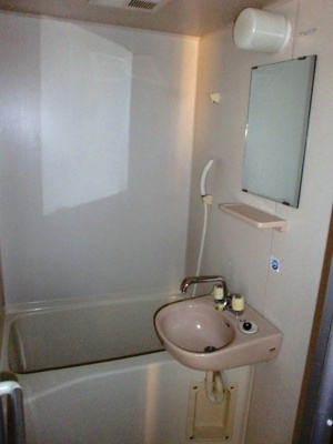 【浴室】 | アイシス空港前 | 同タイプ部屋