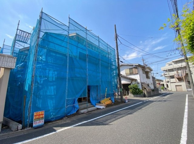 練馬区田柄4丁目 全2棟 2号棟の外観|約6ｍ公道×約4ｍ道路に面する
南向き角地を含む整形地の全2棟
～光と風を享受する心地よい立地～