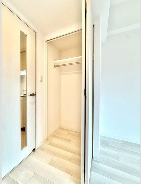 エスプレイス名古屋神宮前の収納