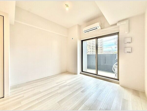 エスプレイス名古屋神宮前の内装