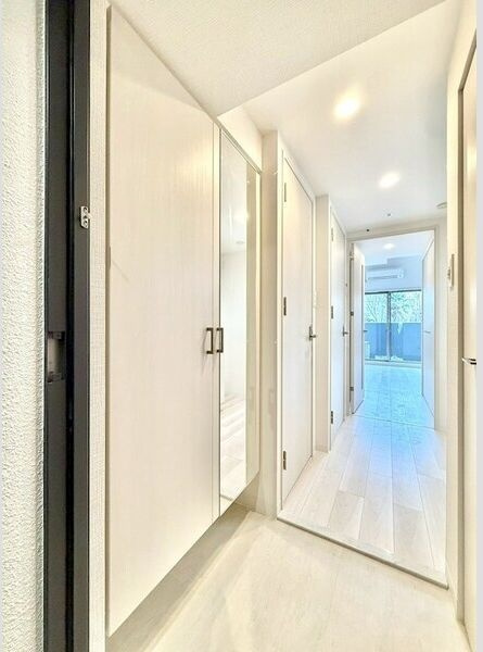 エスプレイス名古屋神宮前の玄関