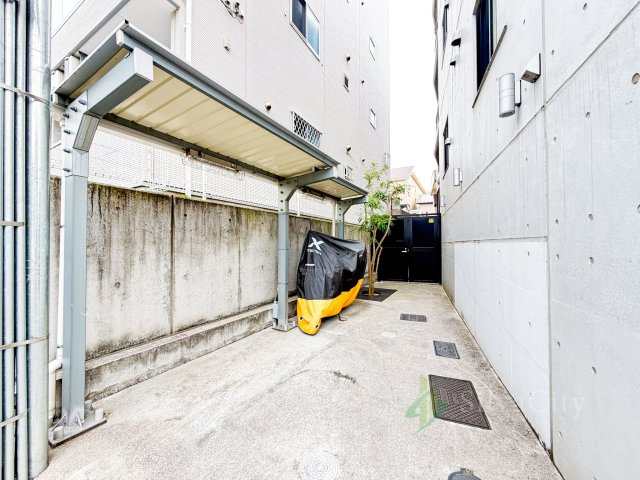 デュフレ渋谷本町のその他|バイク置き場