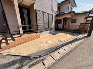【駐車場】 | 若葉区桜木3丁目中古戸建　千葉都市モノレール「桜木」駅 | 敷地内に駐車スペース1台あり。日々の移動もスムーズです！