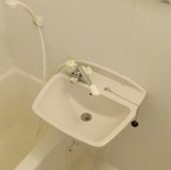 アムール戸山の浴室
