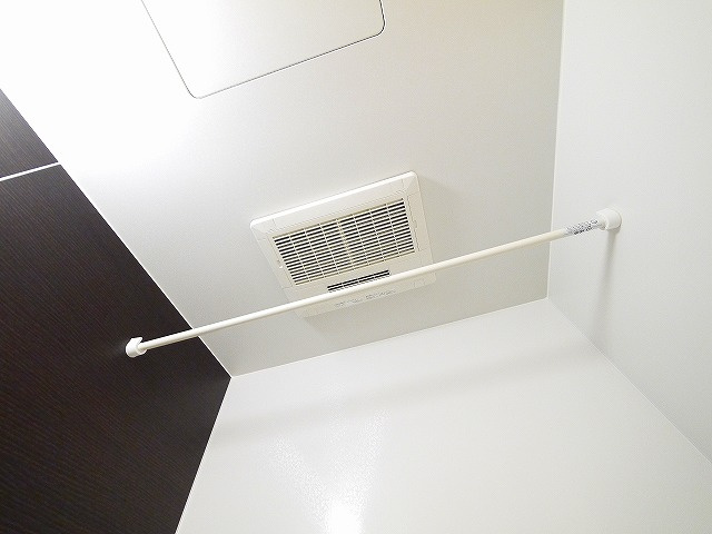 メゾン城東Ⅰの居間・リビング