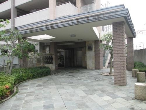 福岡市博多区諸岡３丁目の賃貸マンションのエントランス|エントランス写真