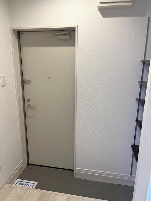 リヴェールコート小岩の玄関