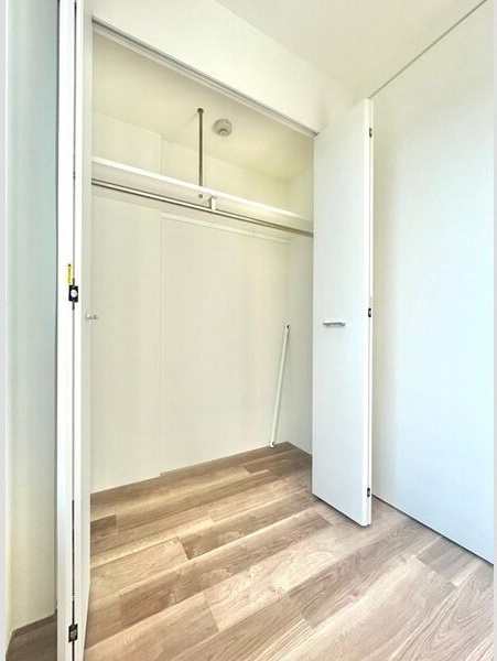 リーデンス今池の収納