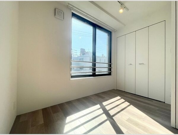 リーデンス今池の居間・リビング