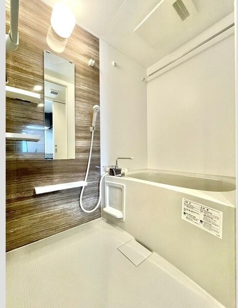リーデンス今池の浴室