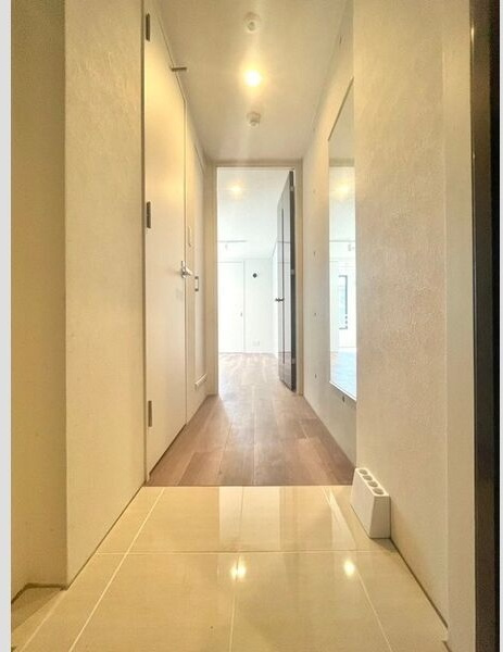 リーデンス今池の玄関