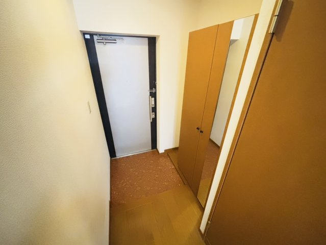 デューク筑紫野の玄関