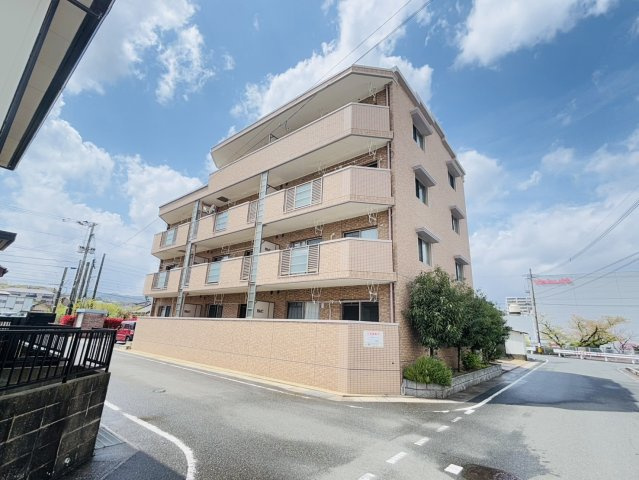 デューク筑紫野の外観